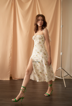 Load image into Gallery viewer, Maple Linen (Slit bow-tie strappy Midi Dress)
