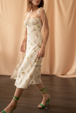 Load image into Gallery viewer, Maple Linen (Slit bow-tie strappy Midi Dress)
