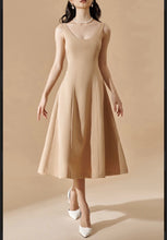Load image into Gallery viewer, Open Back Midi skirt ( Beige)
